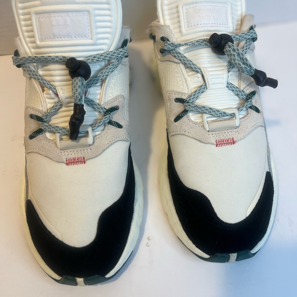 Adidas - Picture 5 of 14
